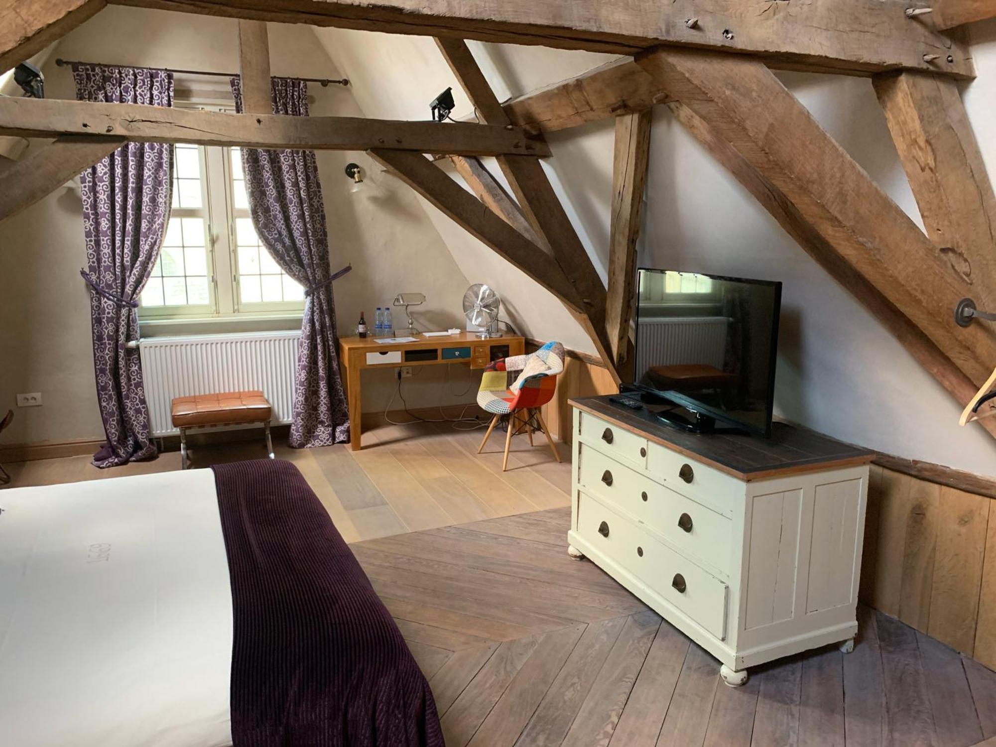 B&B Saint-Sauveur บรูจส์ ภายนอก รูปภาพ