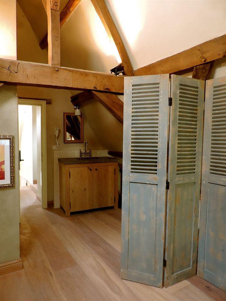 B&B Saint-Sauveur บรูจส์ ภายนอก รูปภาพ