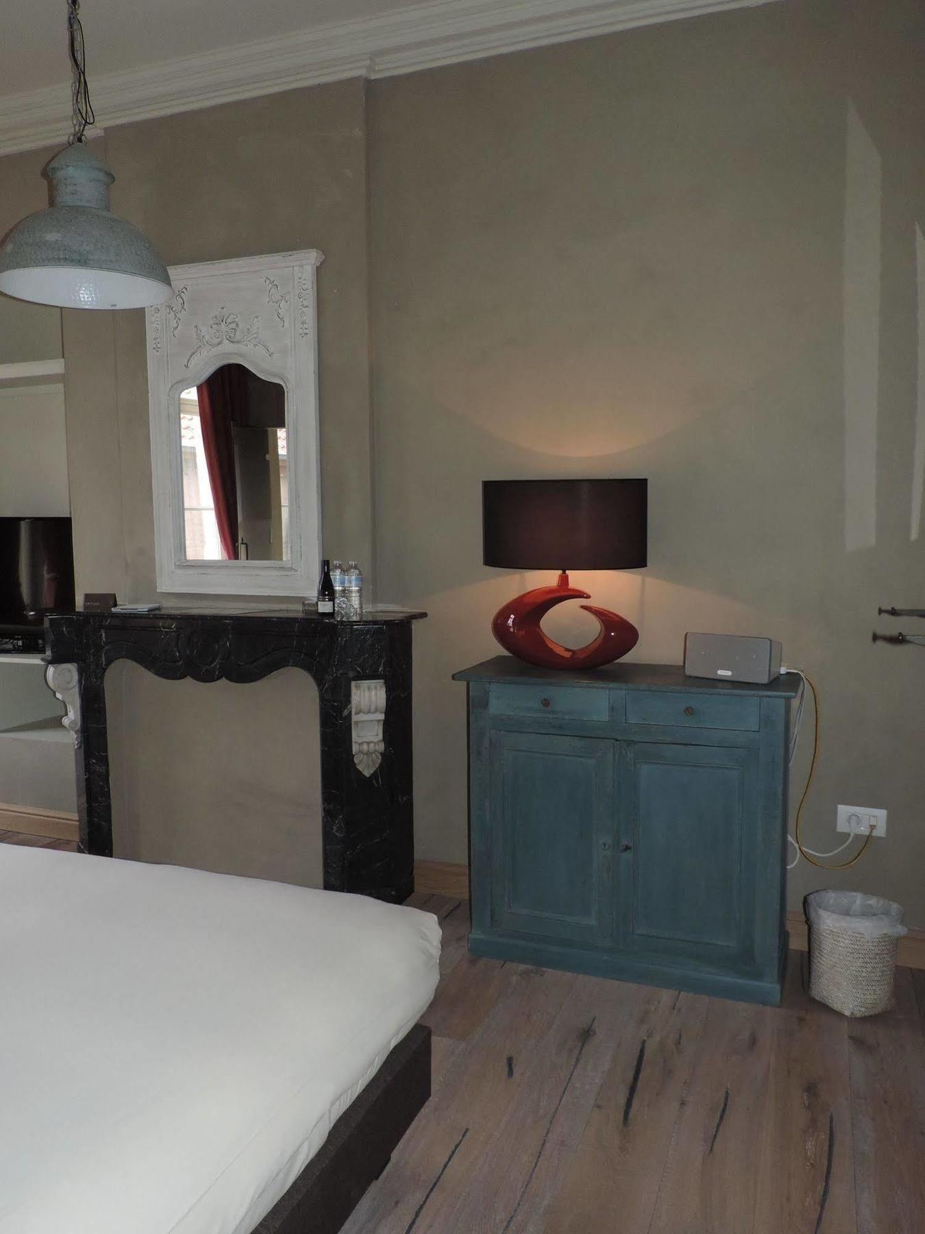 B&B Saint-Sauveur บรูจส์ ภายนอก รูปภาพ