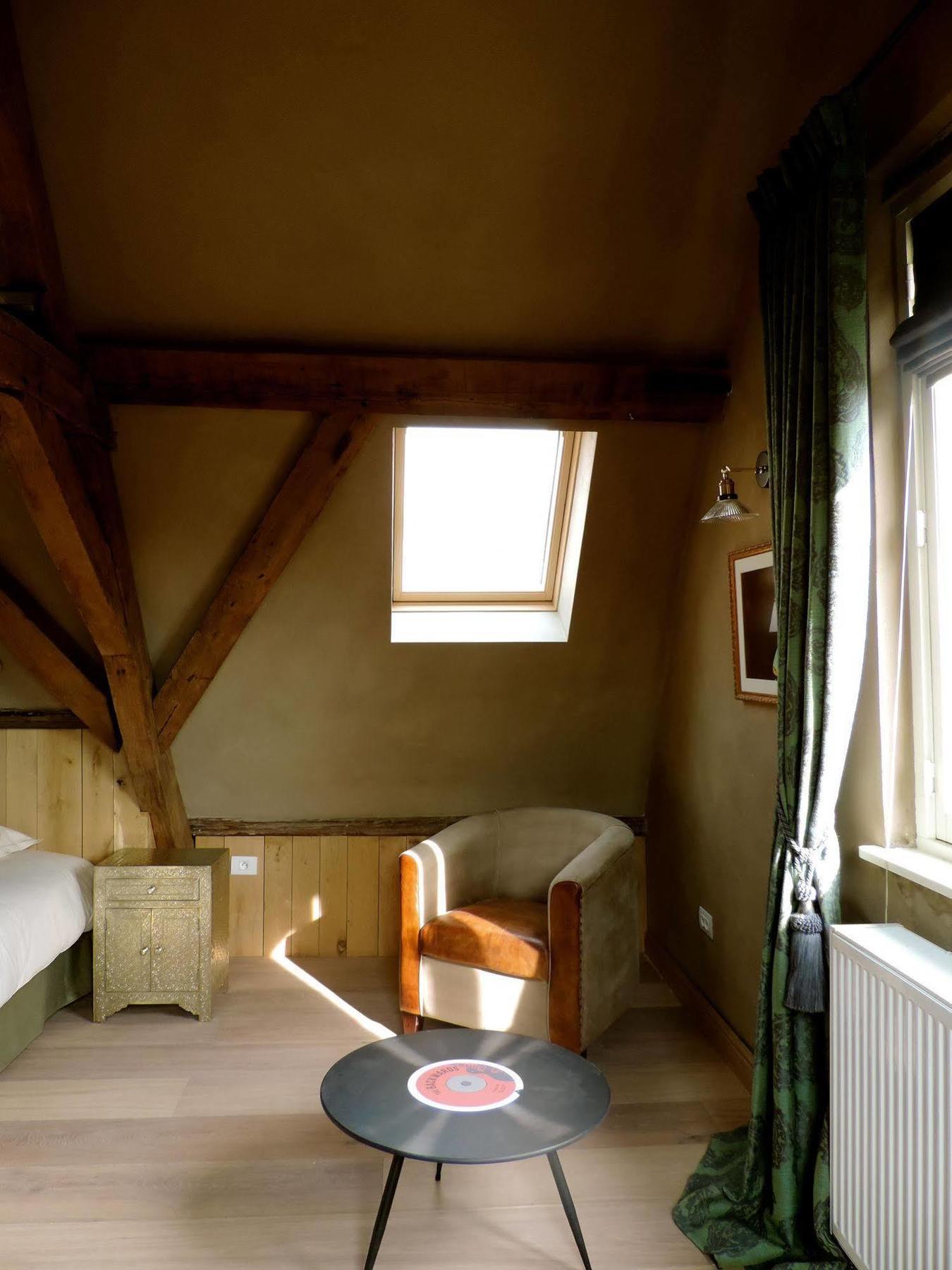 B&B Saint-Sauveur บรูจส์ ภายนอก รูปภาพ