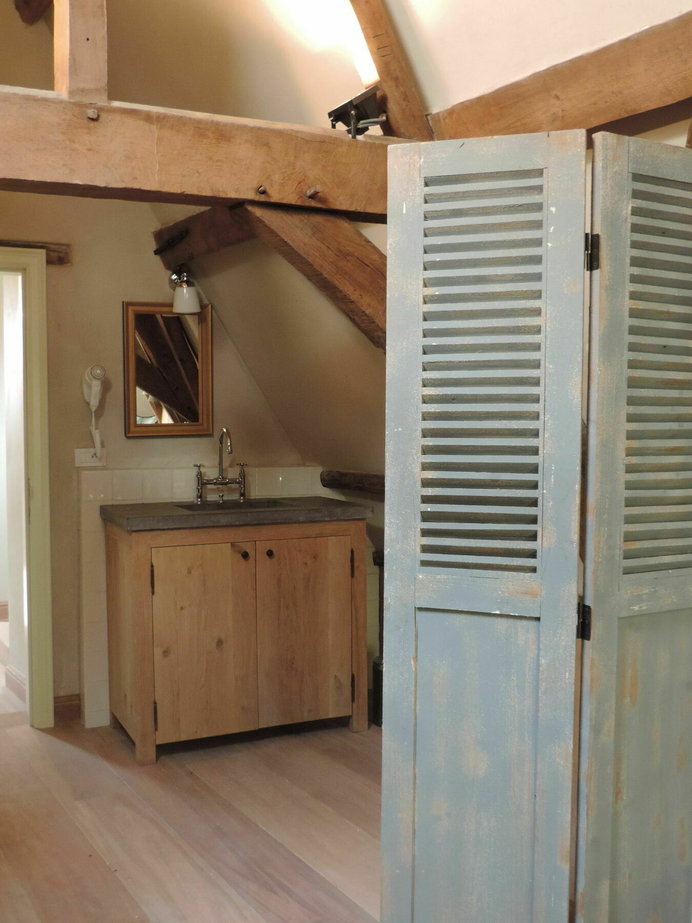 B&B Saint-Sauveur บรูจส์ ภายนอก รูปภาพ